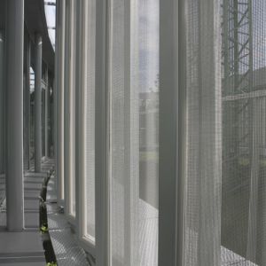 Transparence qui permet le passage de la lumière à l intérieur de la structure